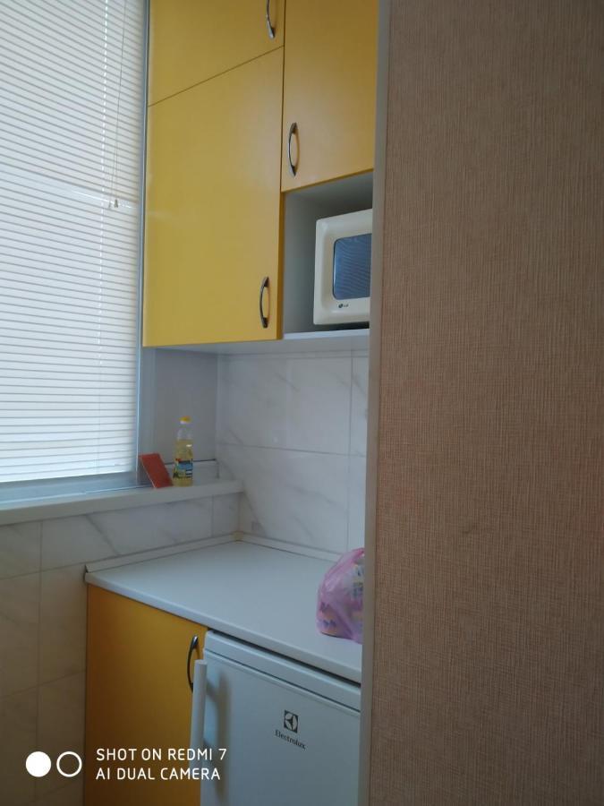 Солнечная Apartment Kharkiv Exterior photo