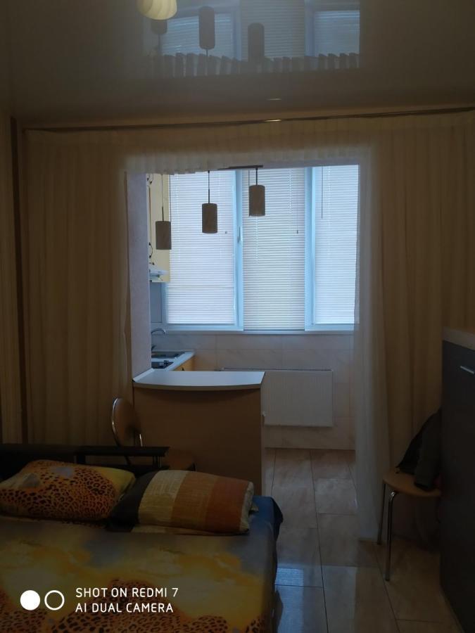 Солнечная Apartment Kharkiv Exterior photo