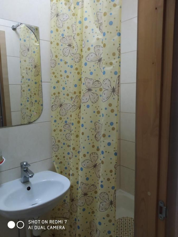 Солнечная Apartment Kharkiv Exterior photo